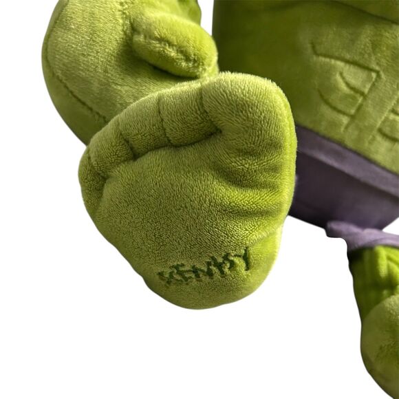 Scentsy Buddy Marvel Avengers 15" Hulk Plush Stuffed Animal - Picture 4 of 8